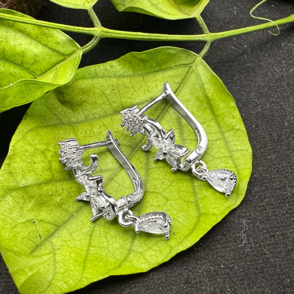 Aquamarine Blossom Earrings (White)