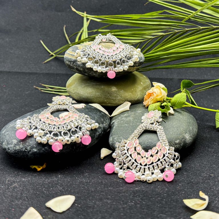 Elegant Pink Petal Earrings and Tikka Set - Nazli Fashions