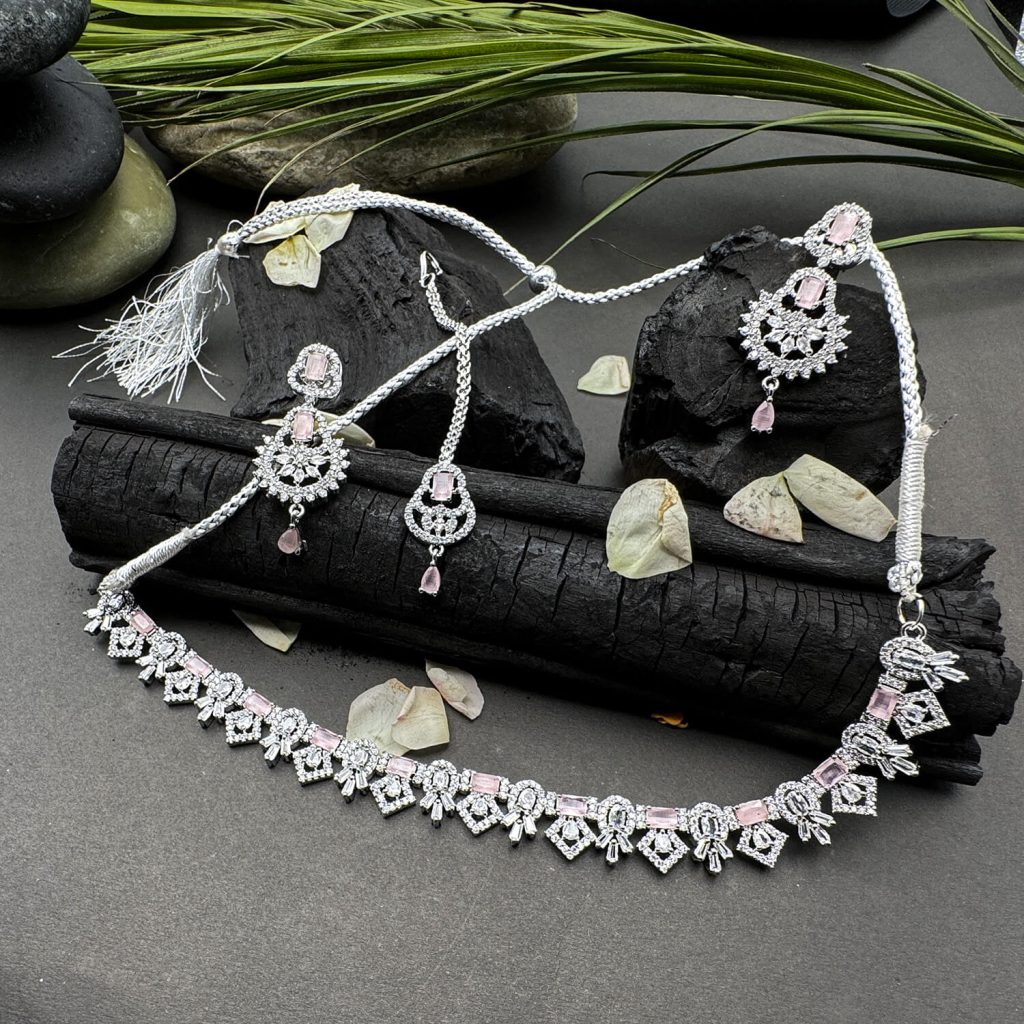 Elegant Pink and Silver Necklace Set