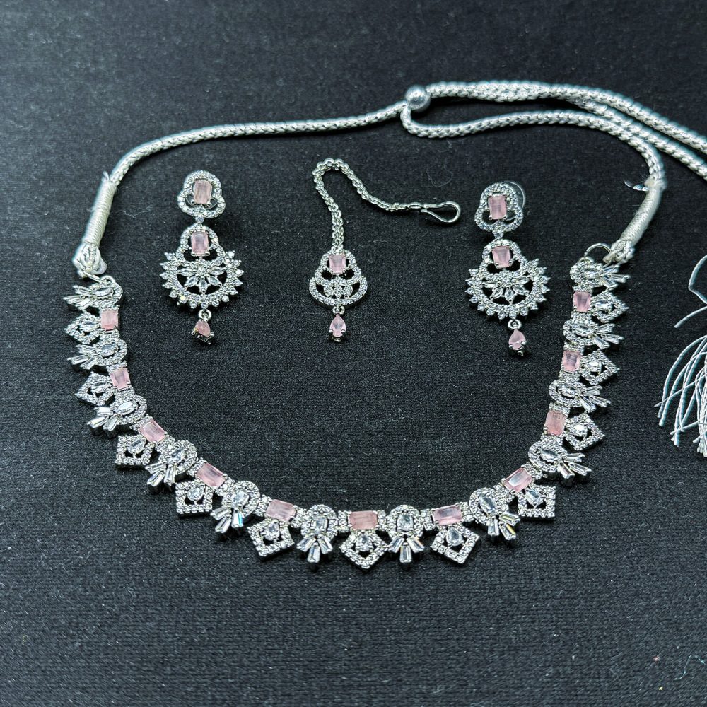 Elegant Pink and Silver Necklace Set