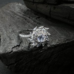 Exquisite Floral Diamond Ring - Nazli Fashions