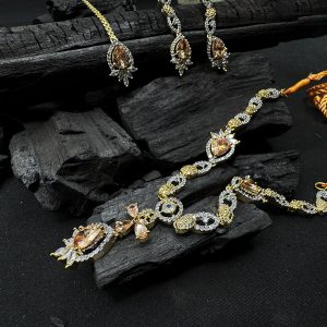 Majestic Amber and Golden Necklace Set