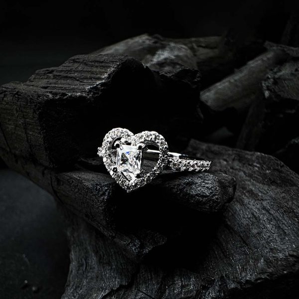 Princess Cut Heart Halo Ring