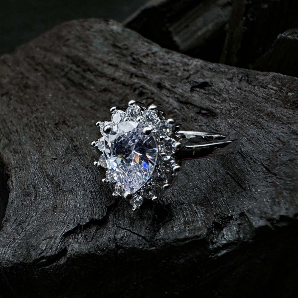 Radiant Royalty Diamond Delight Ring