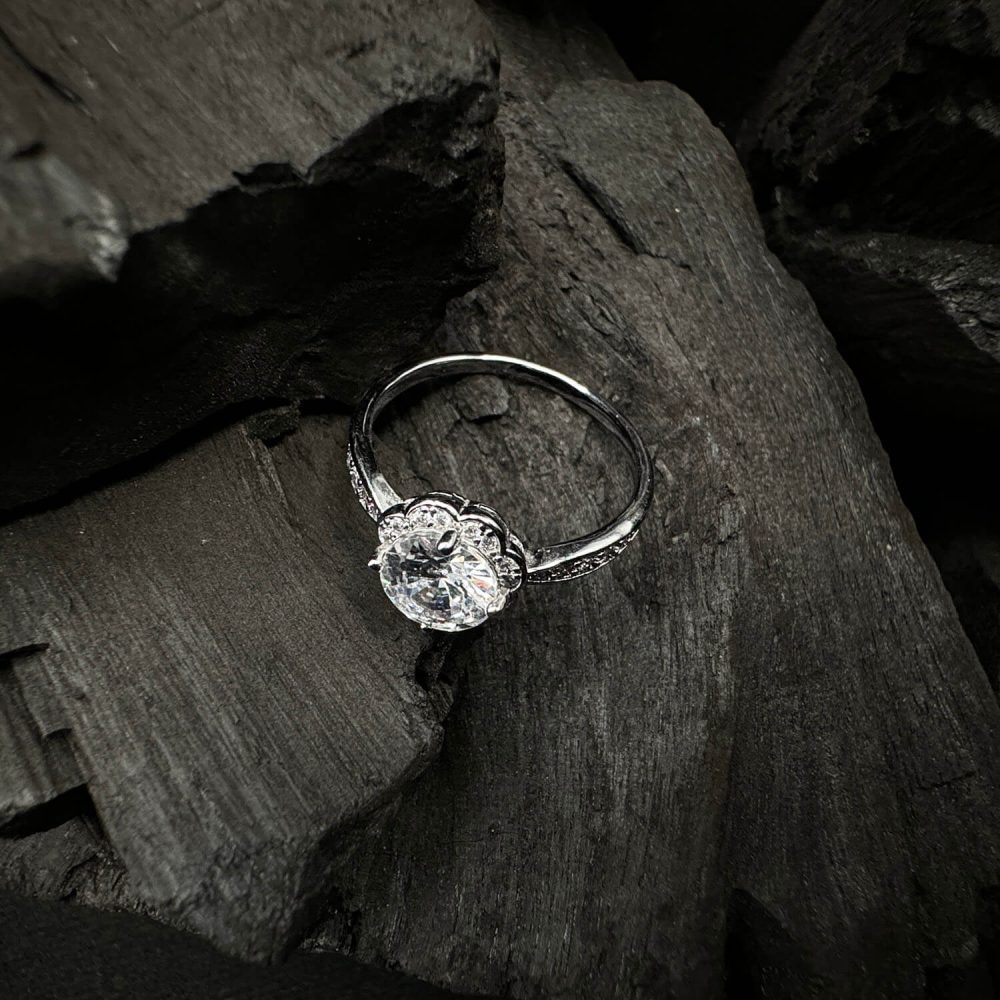 Timeless Round-Cut Diamond Floral Ring