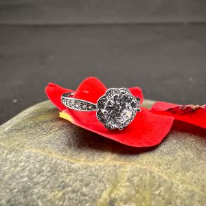 Timeless Round-Cut Diamond Floral Ring