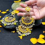 Vibrant Sunflower Earrings and Tikka Set - Nazli Fashions